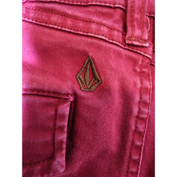 VOLCOM Burgundy Low-Rise Cotton Flare Skater Street Jeans Pants SZ 9 - Picture 10 of 10